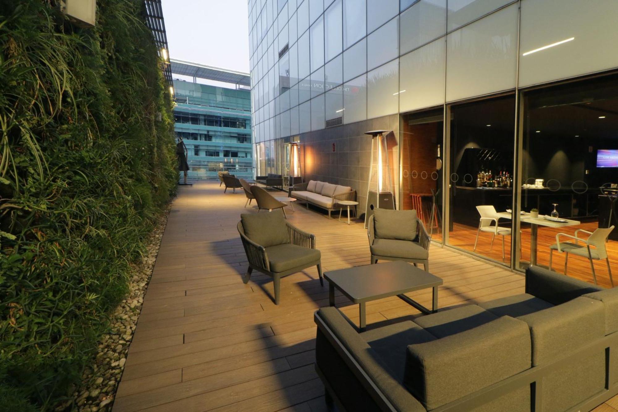 Aparthotel Express By Marriott Ciudad De Santa Fe 4*